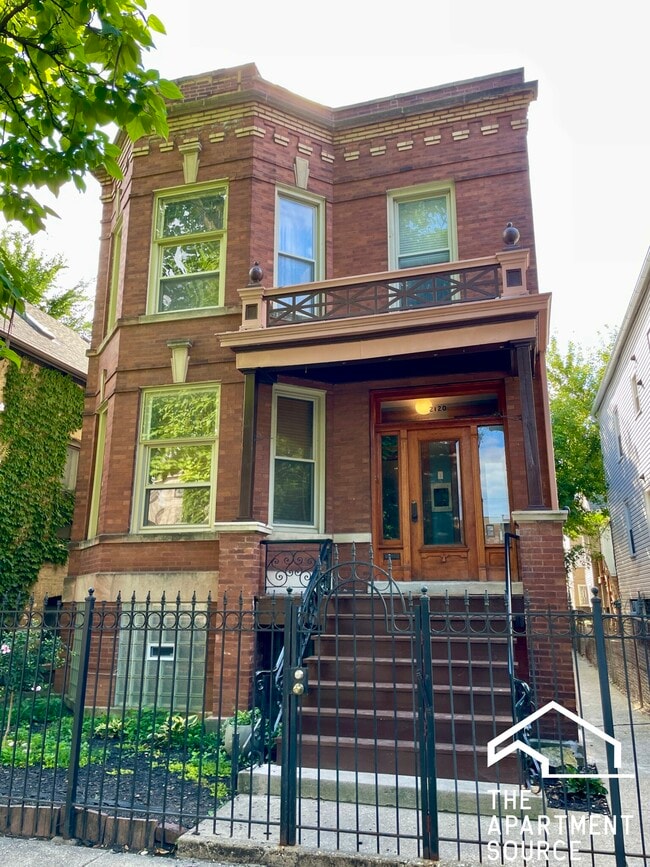 2120 N Sawyer Ave, Unit 1