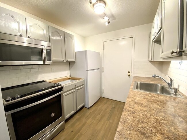 3 Village Rock Ln in Natick, MA - Building Photo - Building Photo