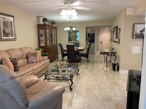 1247 S M.L.K. Jr Ave in Clearwater, FL - Building Photo - Building Photo