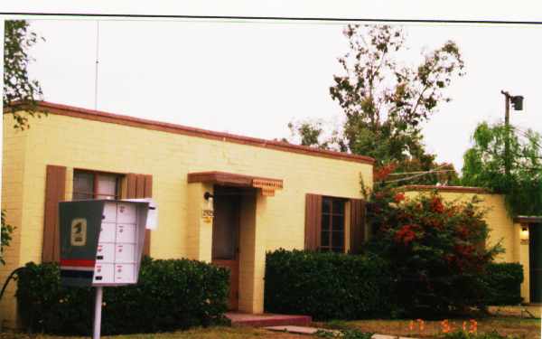 2925-2935 N Forgeus Dr in Tucson, AZ - Building Photo - Building Photo