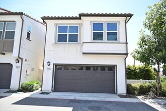 1692 W Trapezoid Dr in Anaheim, CA - Building Photo - Building Photo