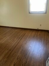 5820 S Indiana Ave in Cudahy, WI - Building Photo - Building Photo