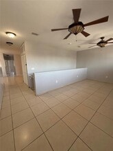 7541 NW 176th Terrace in Hialeah, FL - Building Photo - Building Photo