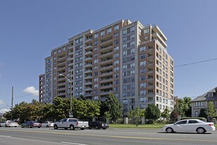 29 Northern Heights Dr in Richmond Hill, ON - Building Photo