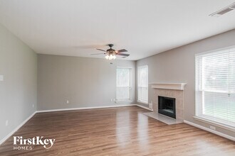 14827 Willow Hearth Dr in Houston, TX - Building Photo - Building Photo