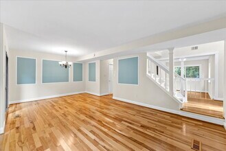 2224 Glencourse Ln in Reston, VA - Building Photo - Building Photo