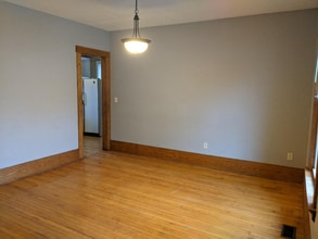 1021 Ames St in Saginaw, MI - Building Photo - Building Photo