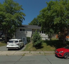 18 MacKenzie St in St John's, NL - Building Photo