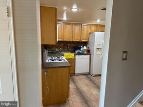 441 Tomlinson Rd in Philadelphia, PA - Building Photo - Building Photo