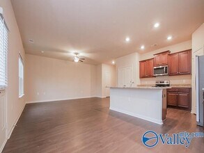 1037 Pilgrim Ln in Montevallo, AL - Building Photo - Building Photo