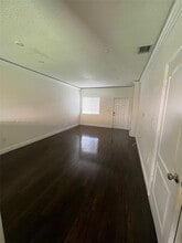 17018 SW 138th Ct in Miami, FL - Building Photo - Building Photo