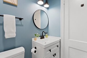 1071 Lockhart St in North Charleston, SC - Building Photo - Building Photo
