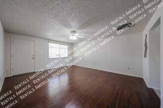 3550 E Voltaire Dr in Phoenix, AZ - Building Photo - Building Photo