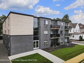 21 Leroy Pl in Red Bank, NJ - Building Photo