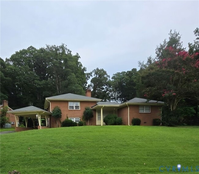 property at 515 Danray Dr
