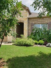 2008 Suzanne Kelli Dr in Leander, TX - Building Photo - Building Photo