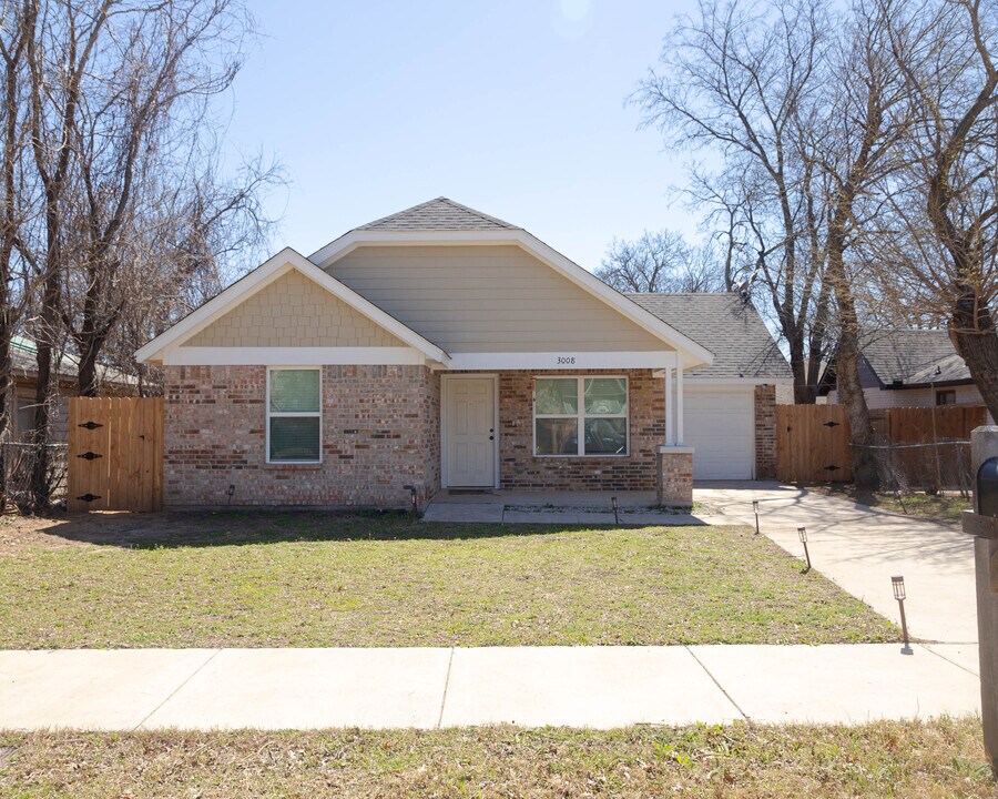 3008 Finley St in Fort Worth, TX - Building Photo