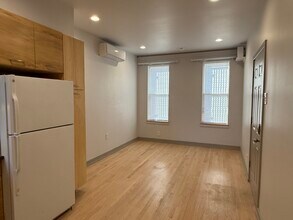 2851 Boudinot St, Unit 1 in Philadelphia, PA - Building Photo - Building Photo