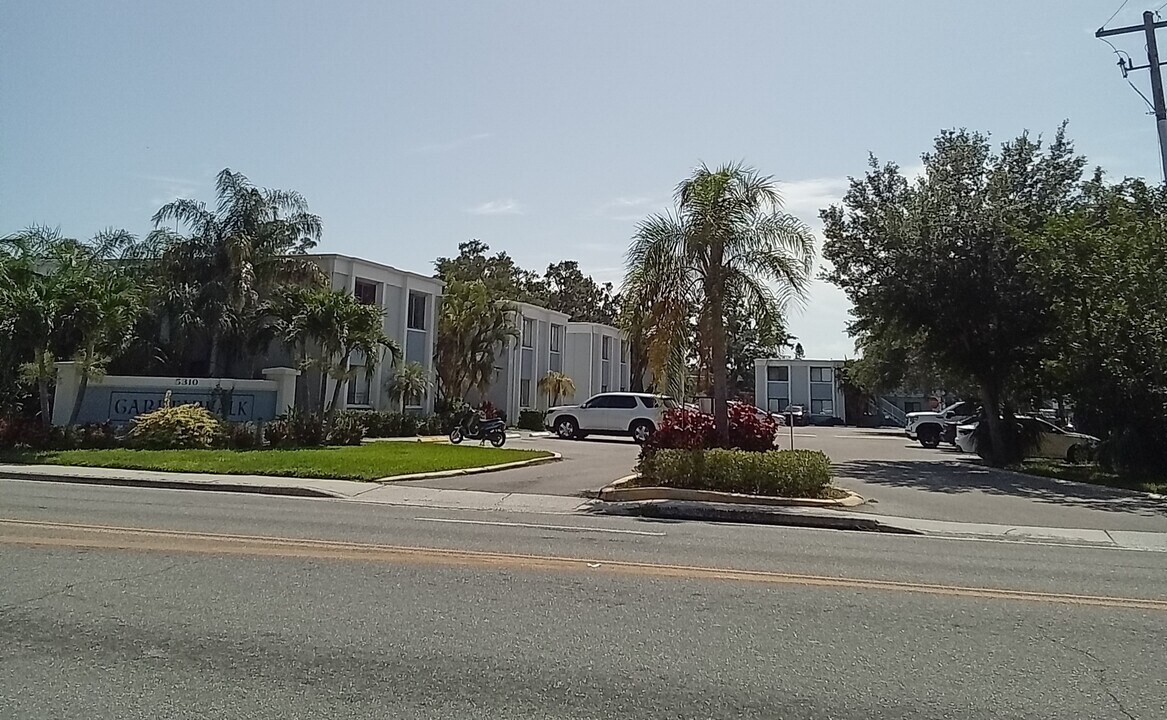 5310 26th St W, Unit #304 Gardenwalk in Bradenton, FL - Building Photo