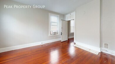 23 W Hollister St in Cincinnati, OH - Building Photo - Building Photo