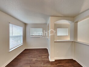 10630 Buck Park in San Antonio, TX - Building Photo - Building Photo