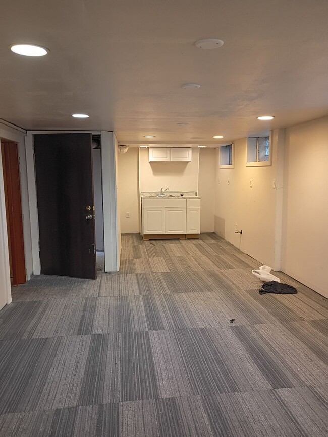 7348 W Medford Ave in Milwaukee, WI - Building Photo - Building Photo