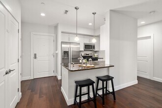 1501 Commonwealth Ave in Boston, MA - Building Photo - Building Photo