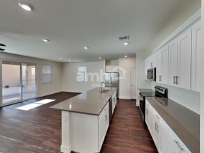 285 Austin Bellerose Place in Henderson, NV - Building Photo - Building Photo