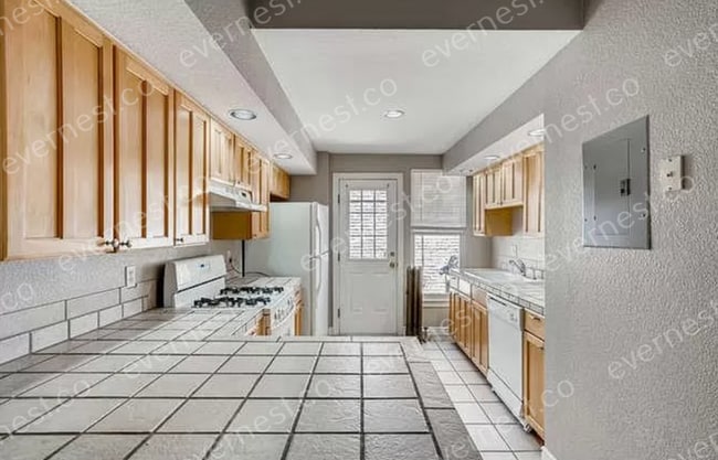 1100 Logan St in Denver, CO - Building Photo - Building Photo