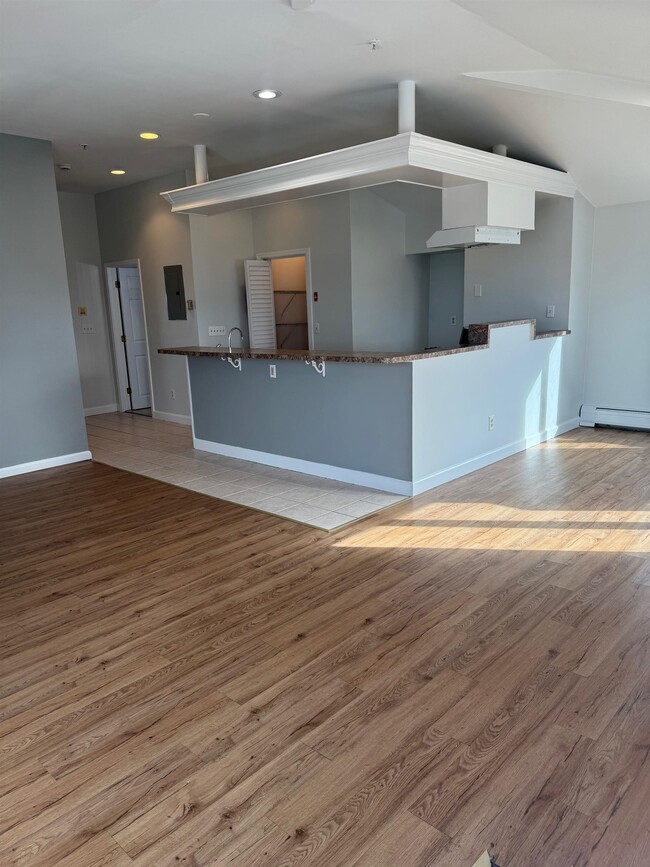 1319 73rd St in North Bergen, NJ - Building Photo - Building Photo