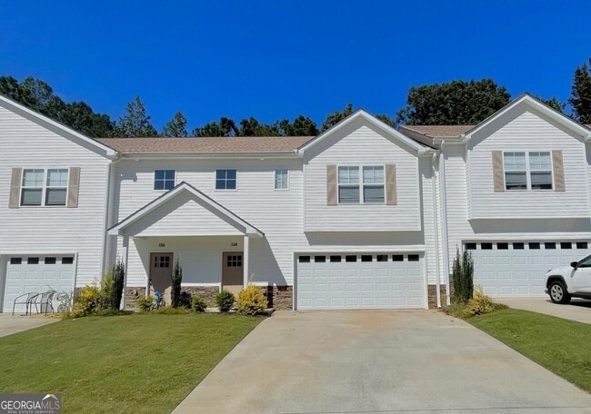 property at 154 Crestpoint Rd