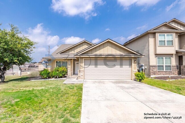 7103 Magnolia Bluff in San Antonio, TX - Building Photo - Building Photo