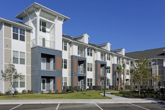 Alcove in Orlando, FL - Foto de edificio - Building Photo