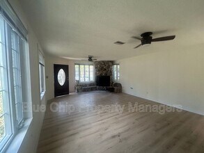 43 Aegean Ave in Tampa, FL - Building Photo - Building Photo