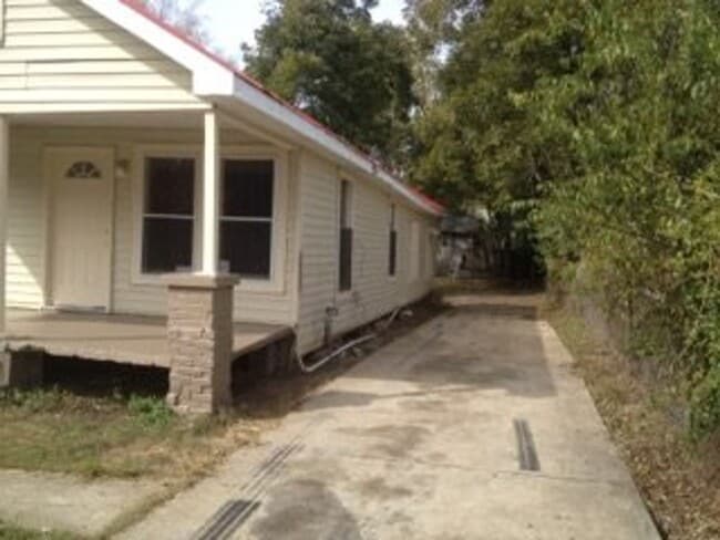 4903 11th Ave in Columbus, GA - Foto de edificio - Building Photo