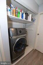 305 Shawmont Ave, Unit E in Philadelphia, PA - Foto de edificio - Building Photo