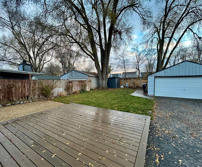 326 Gregson Ave S in South Salt Lake, UT - Foto de edificio - Building Photo