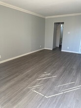 8834 Topanga Canyon Blvd in Los Angeles, CA - Building Photo - Building Photo