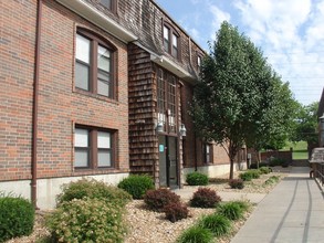 Fieldhouse View in Lawrence, KS - Building Photo - Building Photo