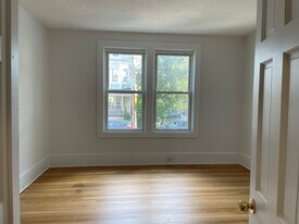 18 Bradbury St in Boston, MA - Building Photo