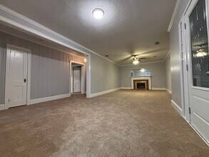 293 Etheridge Rd, Unit Top in Auburn, GA - Building Photo - Building Photo