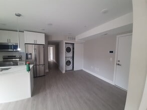 649 N 35th St in Philadelphia, PA - Foto de edificio - Building Photo