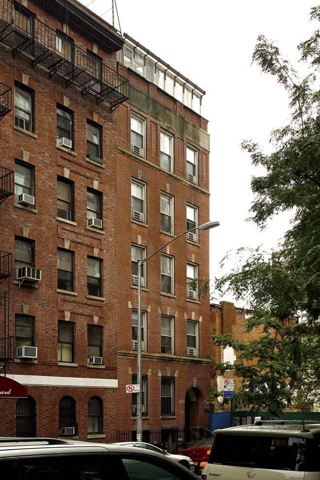 249 E 30th St in New York, NY - Foto de edificio - Building Photo