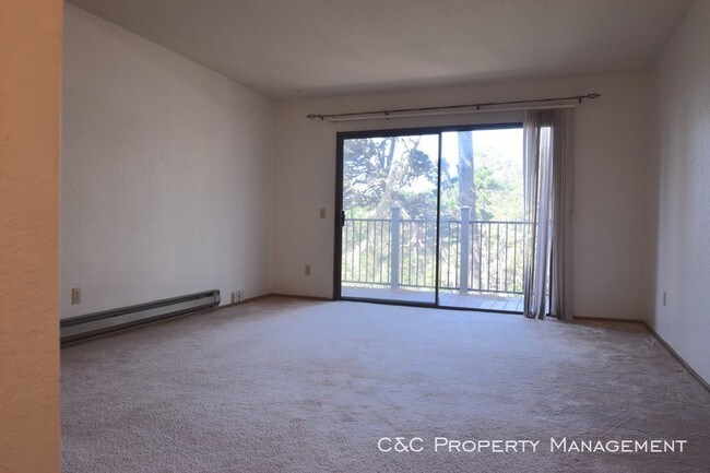 250 Forest Ridge Rd-Unit -#68 in Monterey, CA - Building Photo - Building Photo