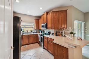 10406 Tulip Field Way in Riverview, FL - Foto de edificio - Building Photo