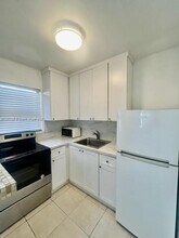 1639 Funston St in Hollywood, FL - Building Photo - Building Photo
