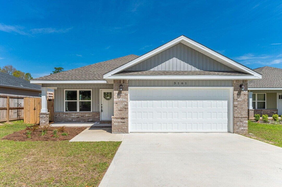 3161 Haskell Langley Rd in Crestview, FL - Building Photo