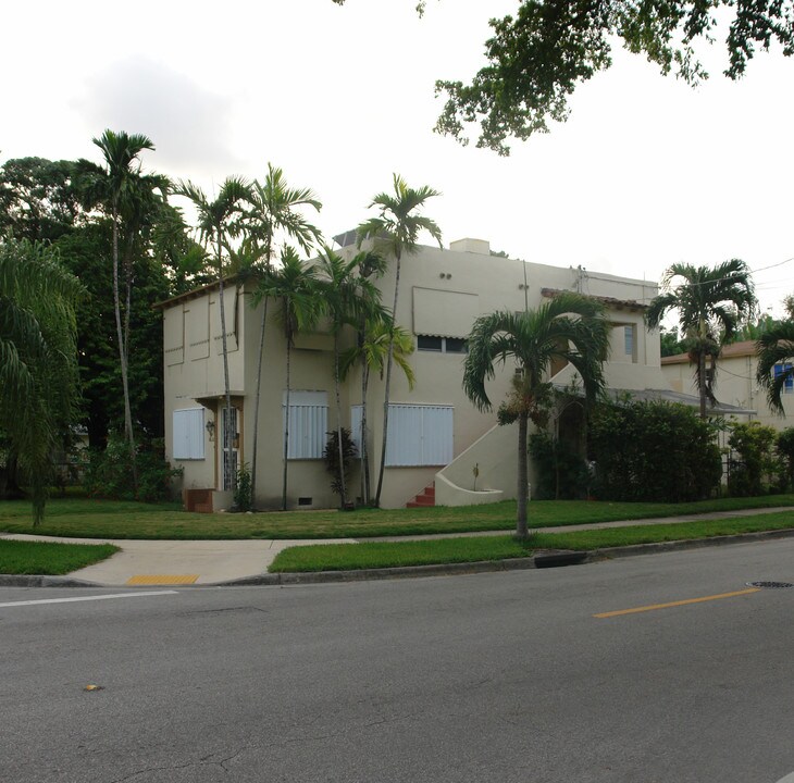 500 NE 63rd St in Miami, FL - Building Photo