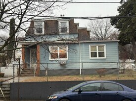 1635 Union Turnpike in North Bergen, NJ - Building Photo