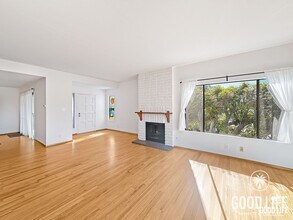 6620 Reservoir Ln in San Diego, CA - Building Photo - Building Photo